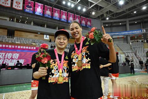 四川女篮卫冕wcba总冠军，李梦荣获fmvp