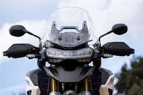 Triumph Tiger 1200 Rally Pro 2023 prezzo velocità scheda e rilevamenti