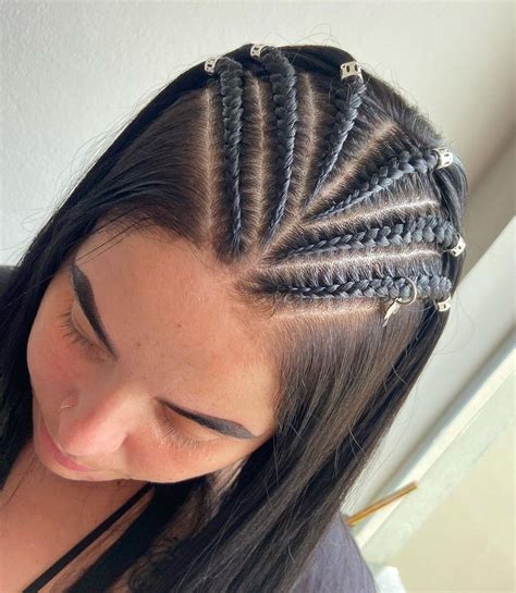 Pin De Elizabeth Cavieres En Crochet Trenzas Con Ligas Peinados Con