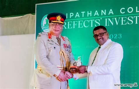 Central Commander Pins Prefect Badges Sri Lanka Army