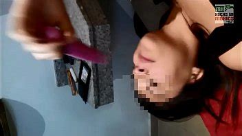 Dulce putita mexicana dejándose masturbar con su nuevo vibrador morado XVIDEOS