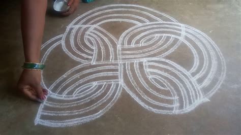 Puratasi Madam Special Padi Kolam Pandaga Muggulu Easy Rangoli 15