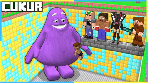 ÖLÜRSEN GRİMACE SHAKE ÇUKURUNA DÜŞERSİN Minecraft YouTube