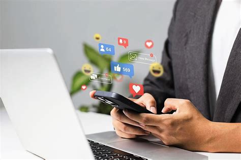 Social Media Marketing Là Gì Và 5 Chiến Dịch Social Marketing ấn Tượng Oanhsin