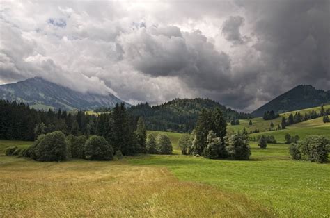 Unwetter am Dienstag So wird das Wetter im Allgäu Gewitter