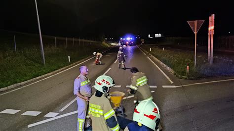 Lspur Auf Der B Abend Freiwillige Feuerwehr Bergheim