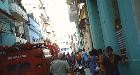 Incendio En La Habana Vieja Deja A Un Hombre Hospitalizado