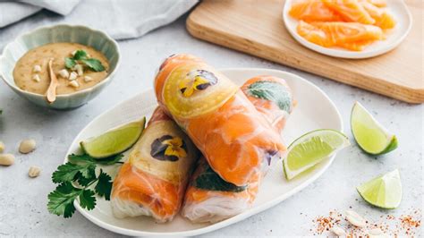 Rouleaux de printemps au saumon sauce cacahuète rapide découvrez les