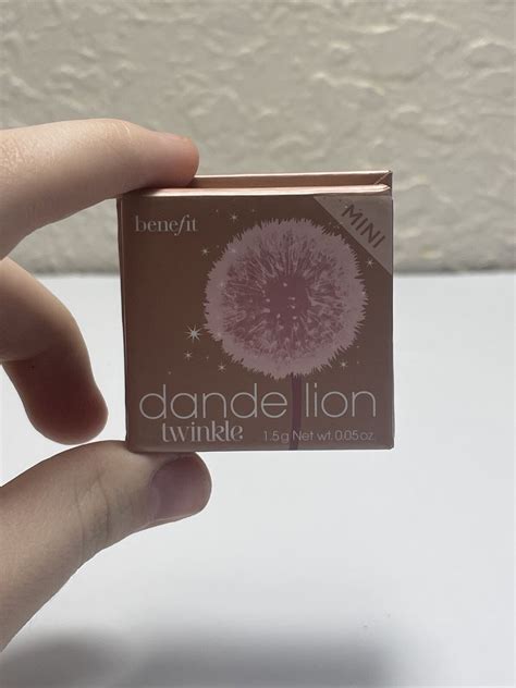 Benefit Dandelion Twinkle Mini Highlighter Nude Pink Powder G For