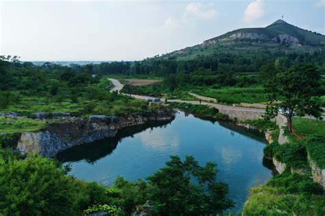 淮北市杜集区石台镇梧桐村沿山风景美如画 农科新闻网