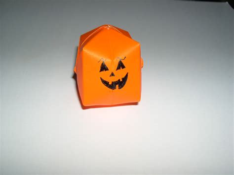 HALLOWEEN ORIGAMI INSTRUCTIONS « EMBROIDERY & ORIGAMI