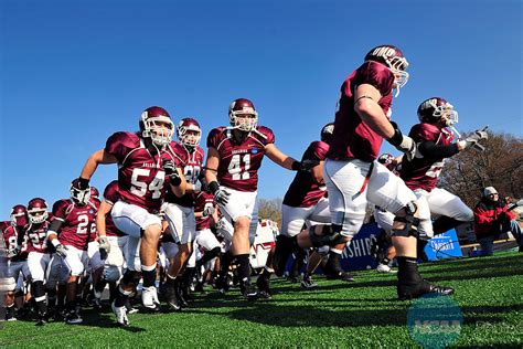 Minnesota Duluth Football