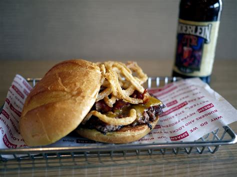 Smashburger Coupons - 11 Hot Deals December 2024