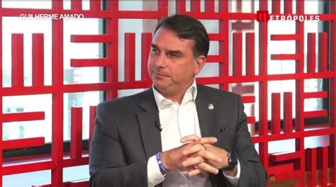 Flávio Bolsonaro Fala Sobre Possível Candidatura De Michelle Bolsonaro