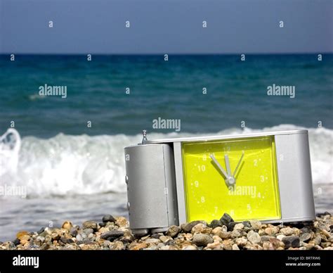 Five Minutes To Twelve Stock Photo Alamy