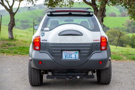 The Funky Isuzu Vehicross Is A 90s Suv That Deserves More Love