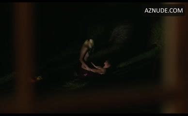 Anna Shields Rachel Finninger Lesbian Underwear Scene In Monstrous AZNude