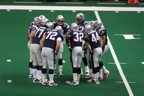 New England Patriots Super Bowl History: Super Bowl XXXVI - Pats Pulpit