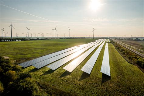 Energiewende Entlang Der Bahnstrecke Trianel Erneuerbare Energien