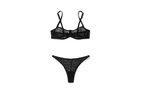 17 Best Women S Lingerie Bra And Underwear Sets Hypebae