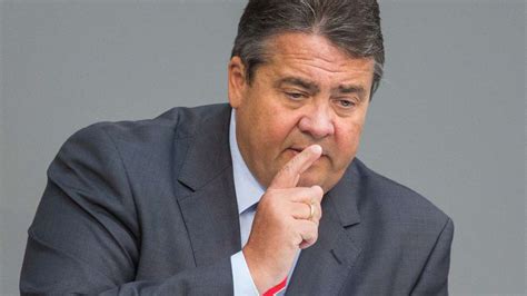 Gabriel Droht Russland Mit Neuen Sanktionen