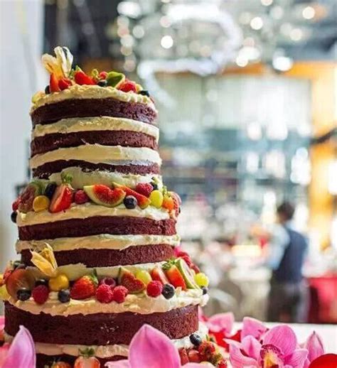 Naked Cake