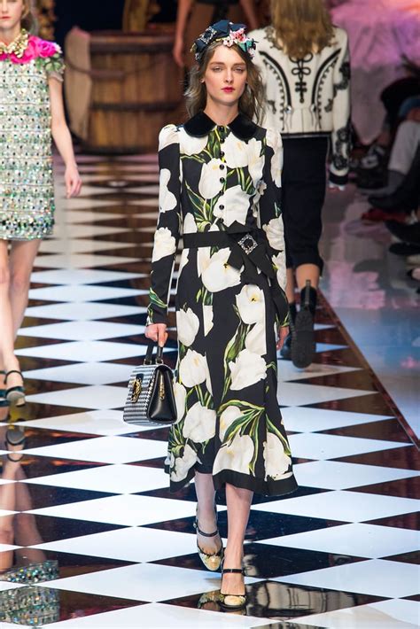 Dolce And Gabbana Fall 2016 Collection Popsugar Fashion