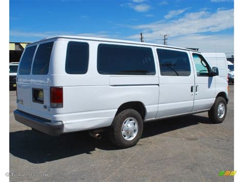 2007 Oxford White Ford E Series Van E350 Super Duty XLT 15 Passenger