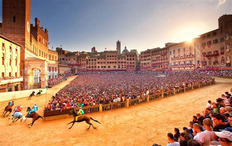 0cfbe Siena Palio Steele Luxury Travel