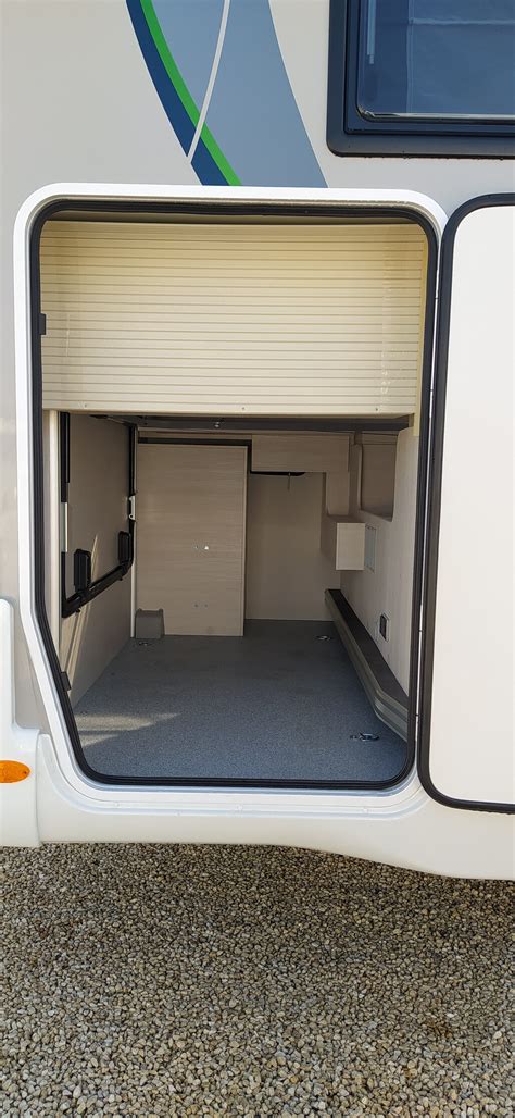 Chausson Titanium Premium Bva Neuf Porteur Ford Transit Camping