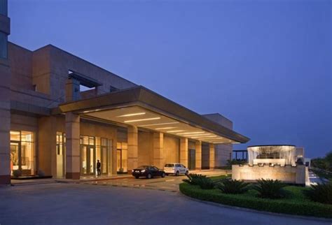 Radisson Blu Hotel Amritsar,Amritsar:Photos,Reviews,Deals