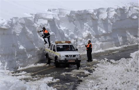 Record Cold Deadly Blizzards And 6 Meter 20 Foot Snow Drifts Batter