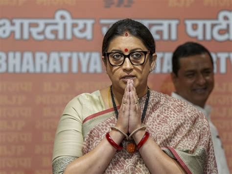 Smriti Irani Attacked Rahul Gandhi After He Taunted Her On Pm Modi