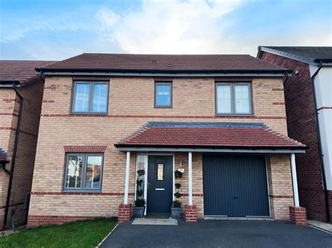 Bed Detached House For Sale In Sorrell Square Clipstone Village