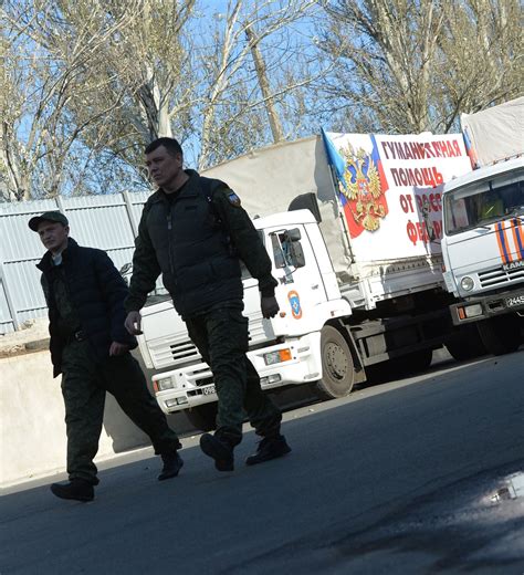 Russian Humanitarian Convoy Arrives In Donetsk Luhansk 16 11 2014