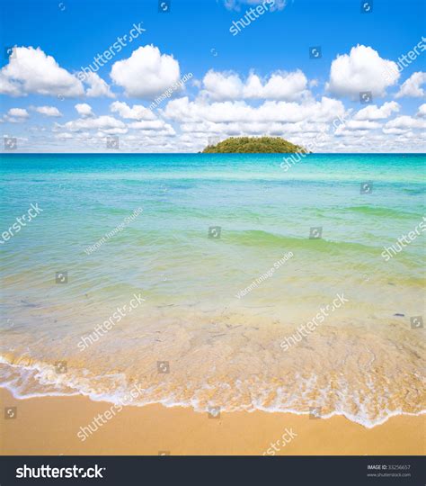 Remote Desert Island Stock Photo 33256657 Shutterstock