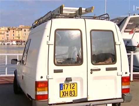 IMCDb org Citroën C15 in Sous le soleil 1996 2008