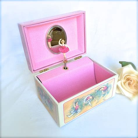 Vintage Musical Jewelry Box With Ballerina Gunther Mele Etsy Canada Musical Jewelry Box