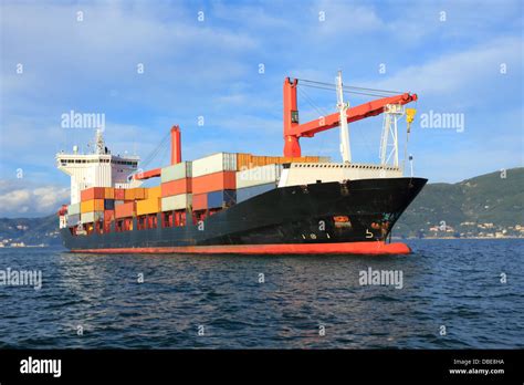 Cargo Ship Hi Res Stock Photography And Images Alamy