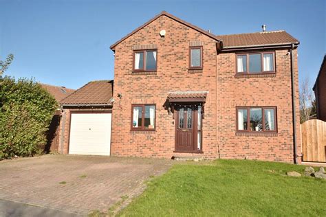 Woodside Park Drive Horsforth Leeds 4 Bed Detached House £449 950