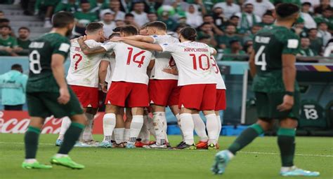 Polonia venció 2 0 a Arabia Saudita por la fecha 2 del Grupo C del