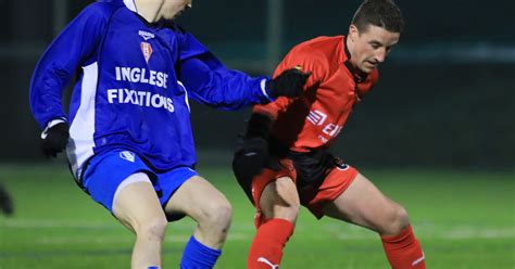 Football Roche Saint Genest Retrouve Des Couleurs Chavanay Prend Le Derby