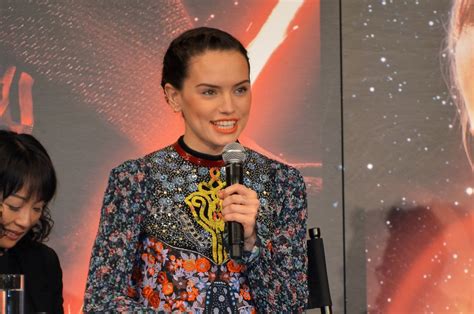 Watch: Daisy Ridley shows off lightsaber skills in new video - UPI.com