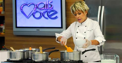 Ana Maria Braga fala da cozinha do Mais Você e da paixão por