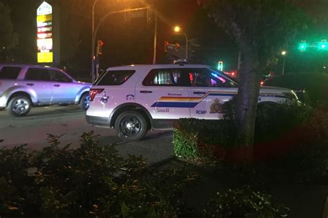 Update Photos Show Richmond Rcmp Cruiser Crash Aftermath Richmond News