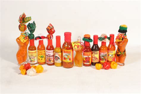 Susies Hot Sauce Antigua Largeup