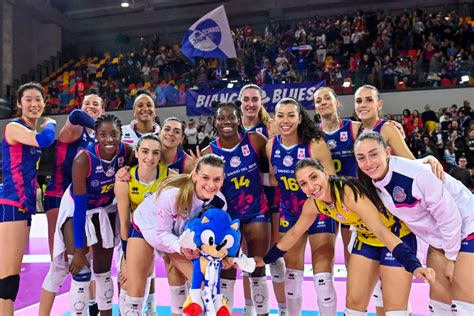 Volley A1 Femminile La Savino Del Bene Riparte Con Un 3 1 A Busto Arsizio