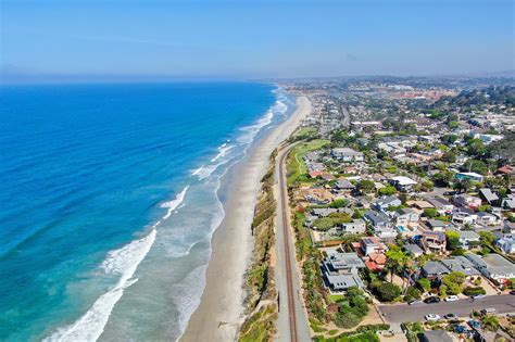Del Mar City Beach Enjoy Swimming And Novice Surfing In Gentle Waters