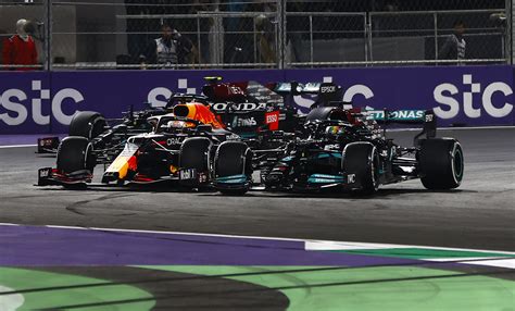 Hamilton Takes Win After Thrilling 2021 F1 Saudi Arabian Grand Prix