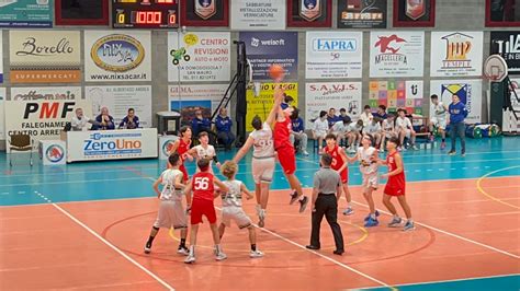 U14 Battuta Darresto Sul Campo Di Alfieri Basket Collegno Basket